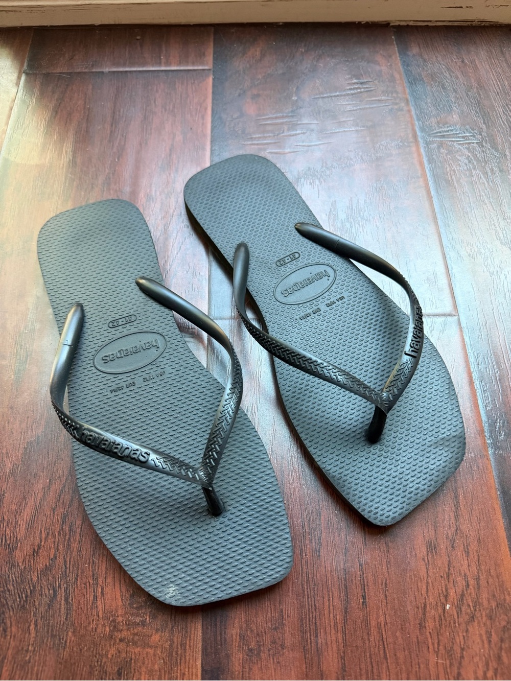 Havianas Square Toe Flip Flop Slide Black